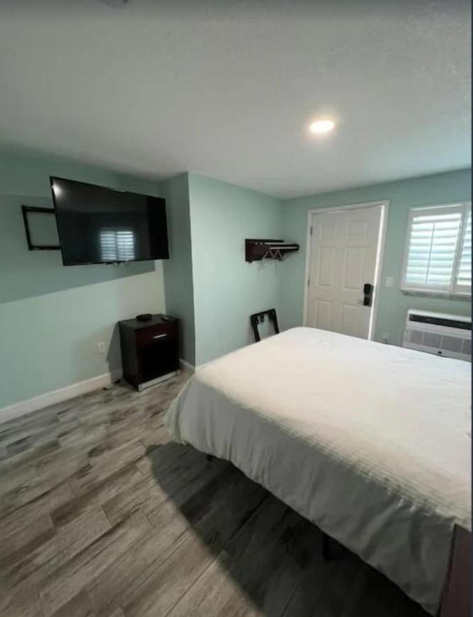 Atlantic Shores Motel Daytona Beach Shores Exteriör bild